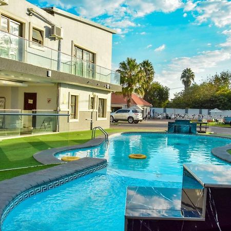 Lifestyle Lodge Hotel Vereeniging Exterior photo